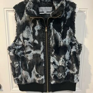 Marc New York Navy and Gray Faux Fur Vest